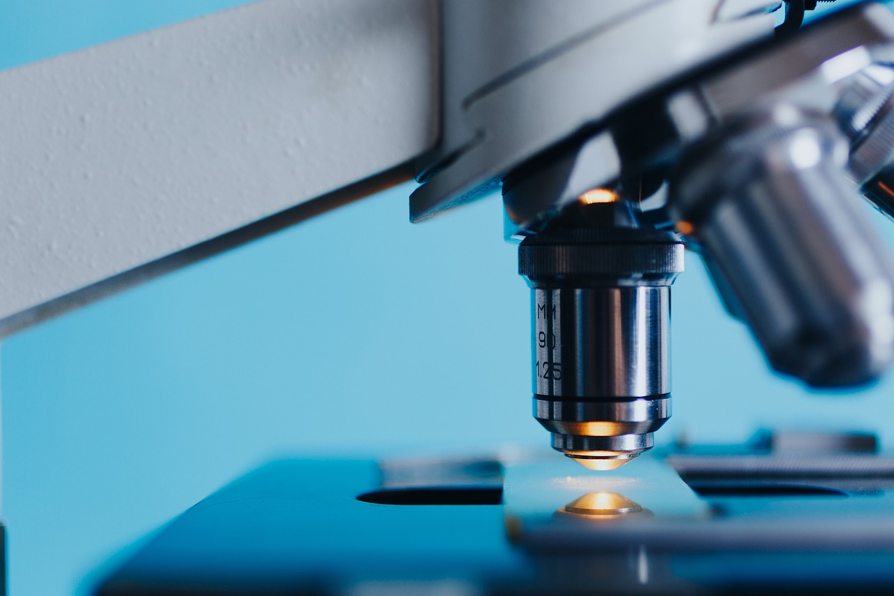 Microscope used for anatomic pathology diagnosis